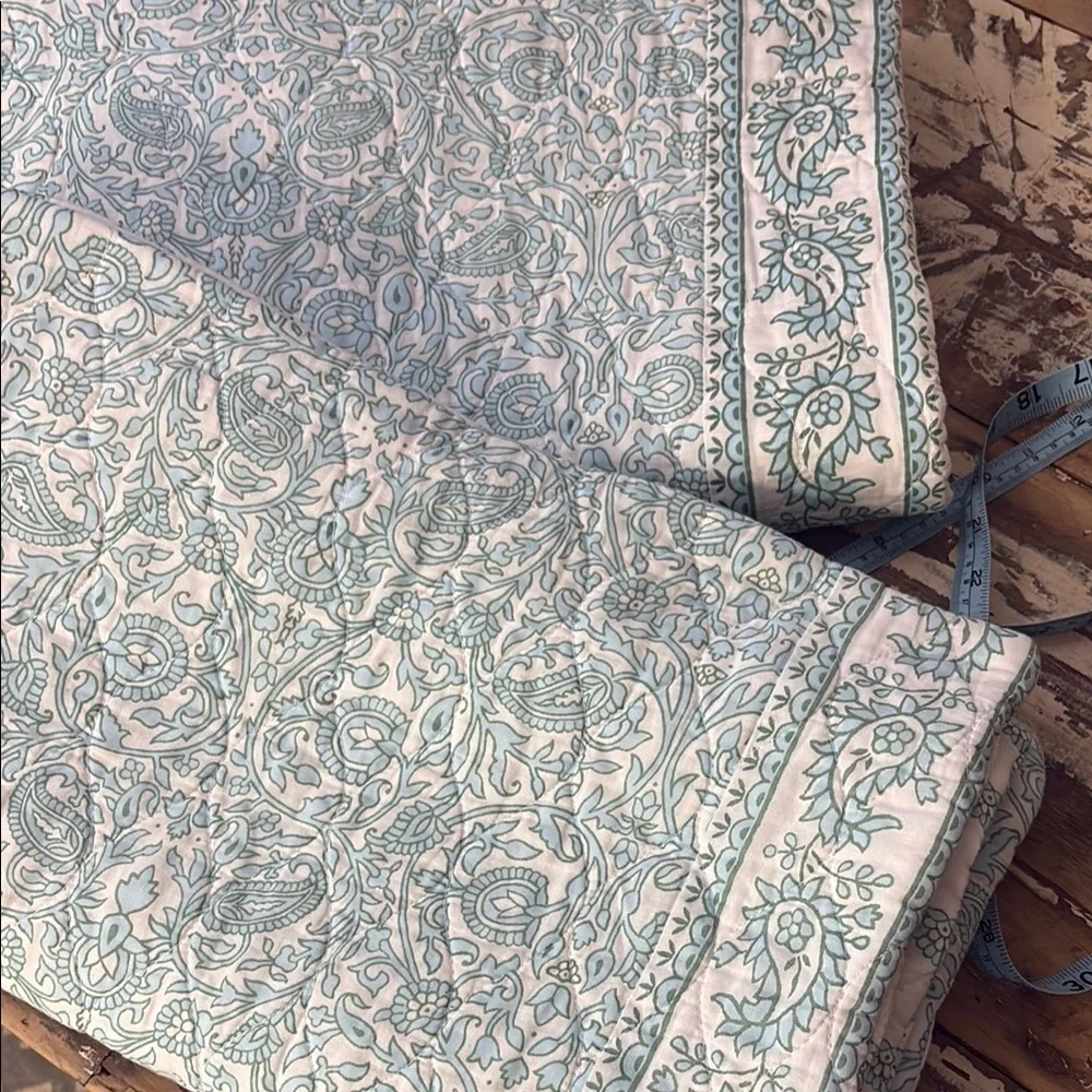 Elegant Floral Pattern Pillow Cover King set of two